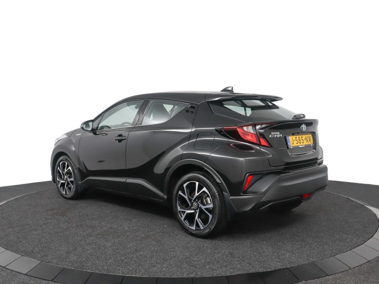 Toyota C-HR - 1.8 Hybrid Dynamic 12