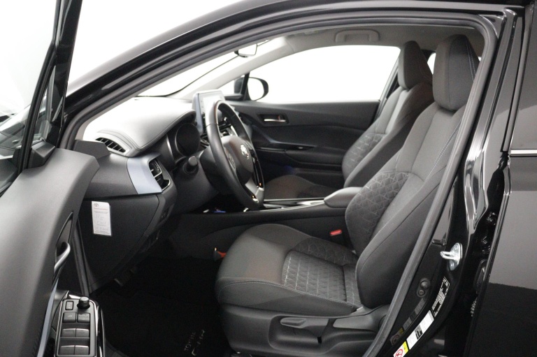 Toyota C-HR - 1.8 Hybrid Dynamic 17