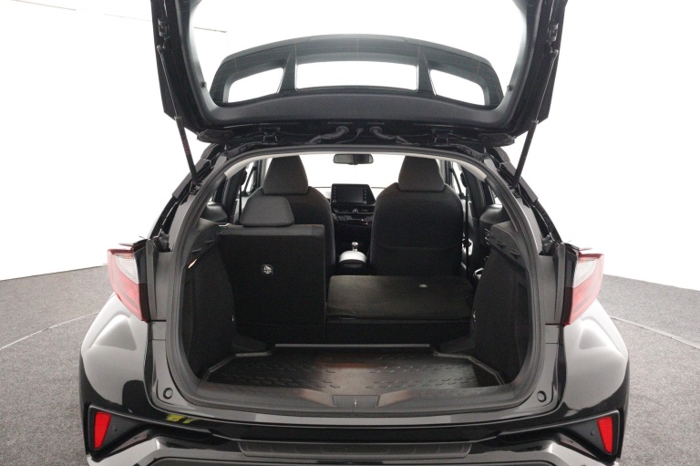 Toyota C-HR - 1.8 Hybrid Dynamic 23
