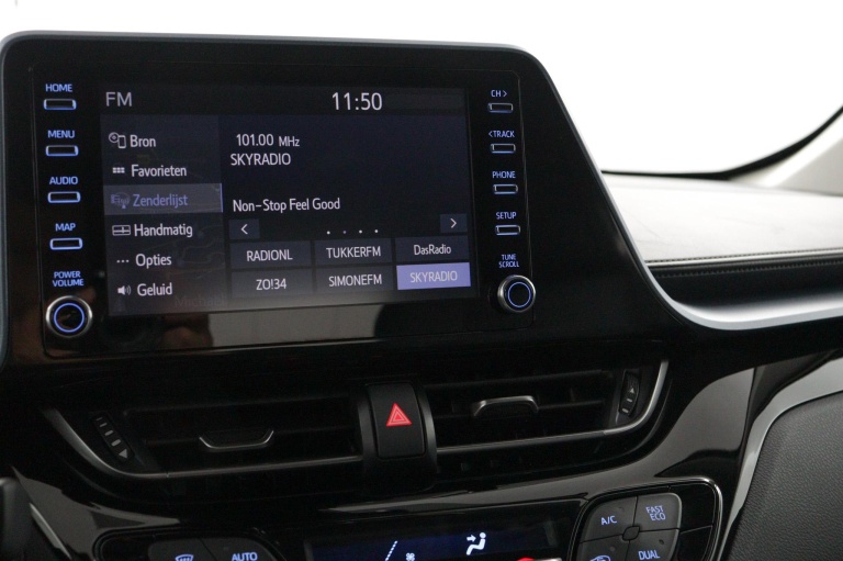 Toyota C-HR - 1.8 Hybrid Dynamic 8