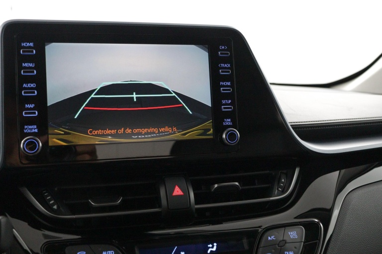 Toyota C-HR - 1.8 Hybrid Dynamic 9
