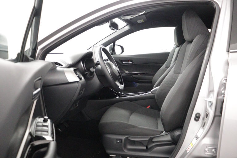 Toyota C-HR - 1.8 Hybrid Style 17