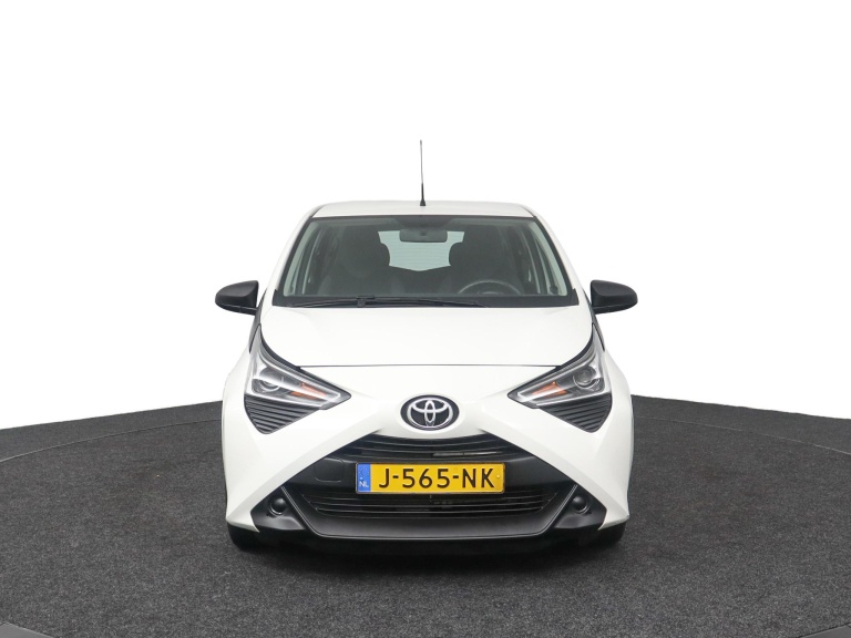 Toyota Aygo - 1.0 VVT-i x-fun 14