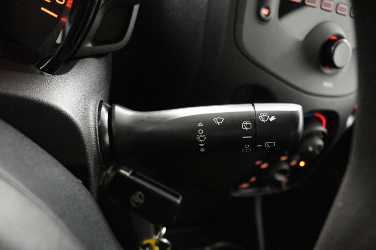 Toyota Aygo - 1.0 VVT-i x-fun 29