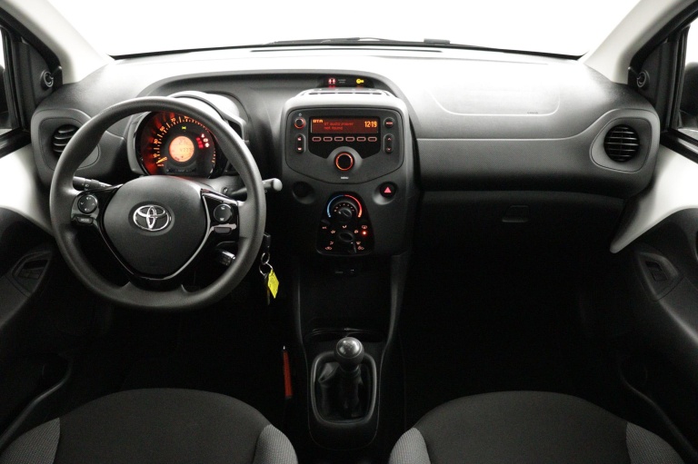 Toyota Aygo - 1.0 VVT-i x-fun 4