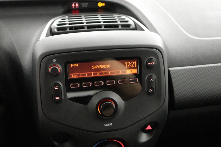 Toyota Aygo - 1.0 VVT-i x-fun 41