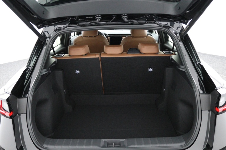 Lexus LBX - Relax 2WD 23