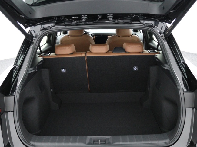 Lexus LBX - Relax 2WD