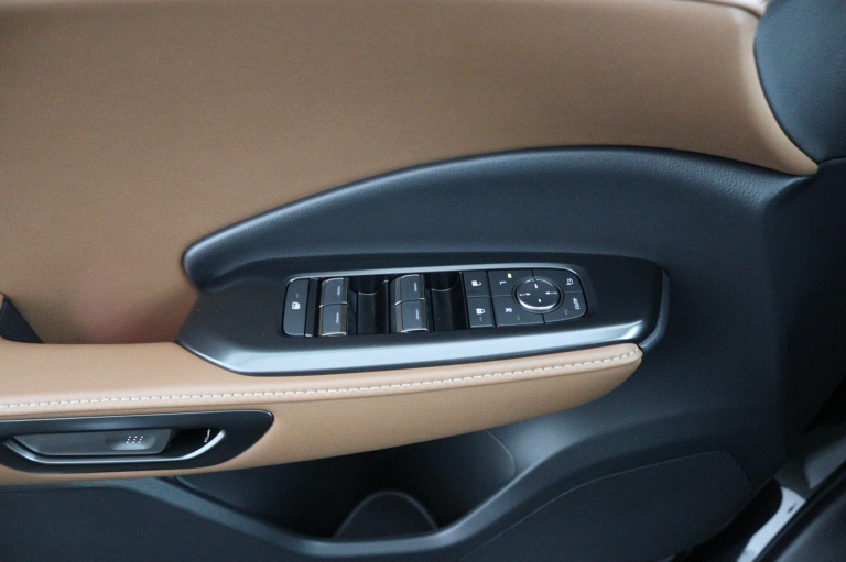Lexus LBX - Relax 2WD 28