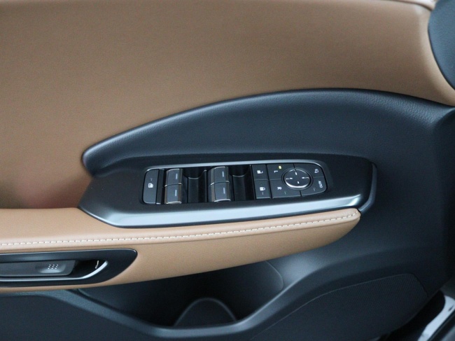 Lexus LBX - Relax 2WD