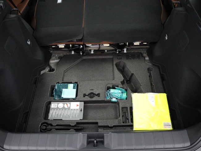 Lexus LBX - Relax 2WD