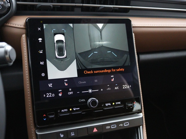 Lexus LBX - Relax 2WD