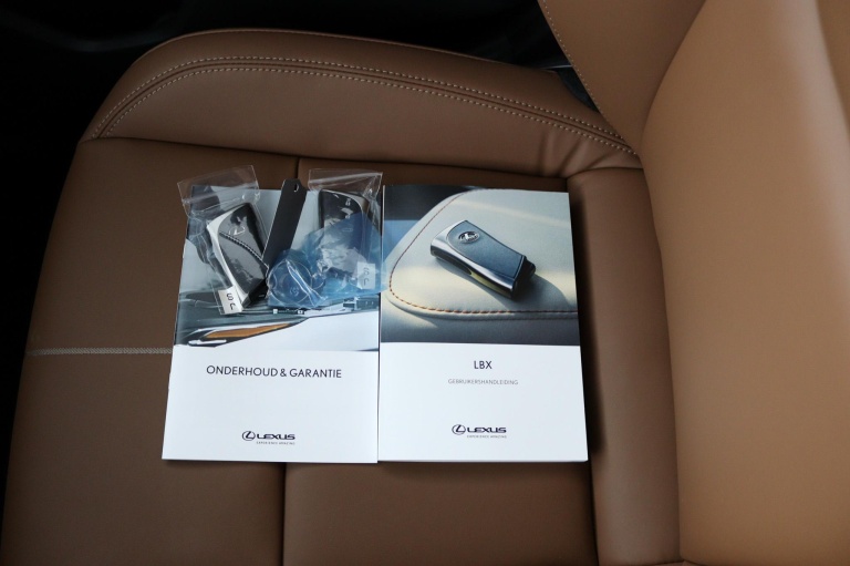 Lexus LBX - Relax 2WD 9