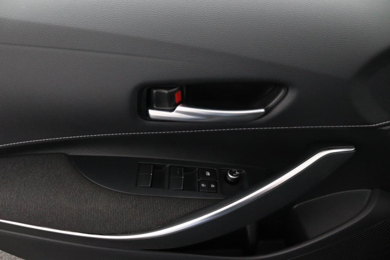 Toyota Corolla Touring Sports - Hybrid 140 Active 31