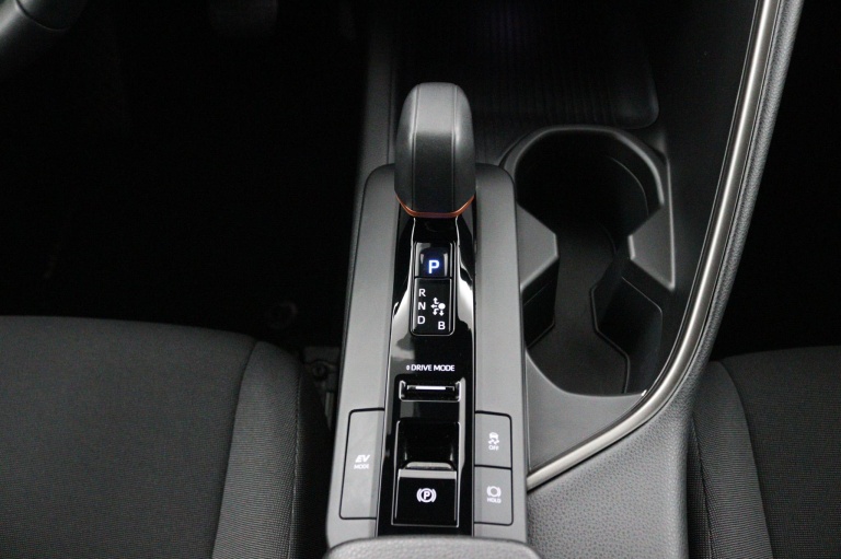 Toyota C-HR - 1.8 Hybrid 140 Dynamic | Adaptive Cruise Control 19