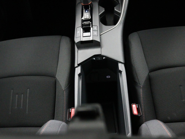 Toyota C-HR - 1.8 Hybrid 140 Dynamic | Adaptive Cruise Control