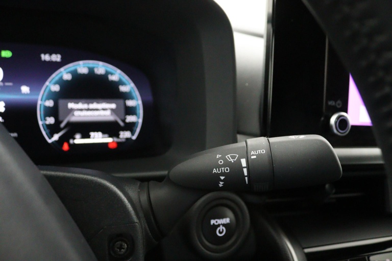 Toyota C-HR - 1.8 Hybrid 140 Dynamic | Adaptive Cruise Control 27