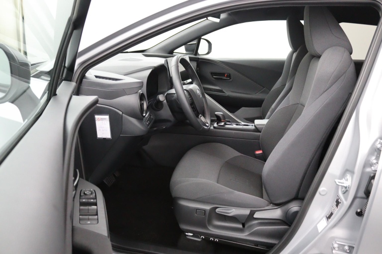 Toyota C-HR - 1.8 Hybrid 140 Dynamic | Adaptive Cruise Control 28