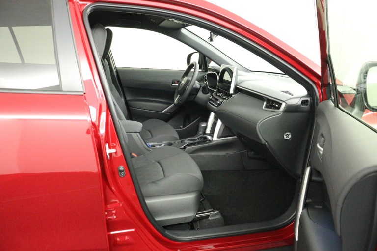 Toyota Corolla Cross - Hybrid 140 Style 19