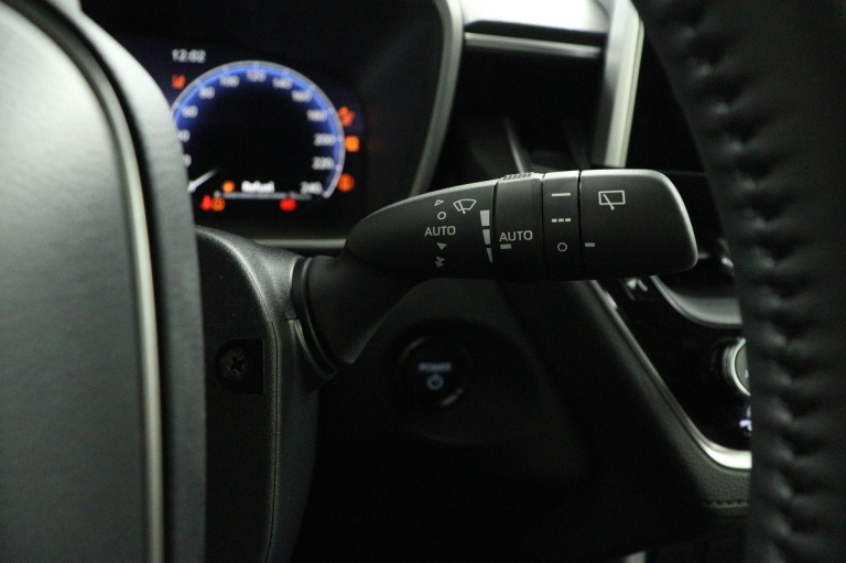 Toyota Corolla Cross - Hybrid 140 Style 29