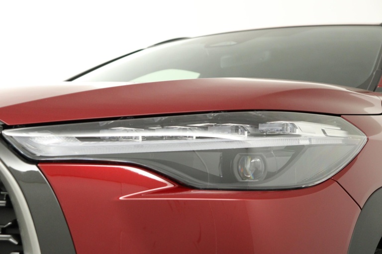 Toyota Corolla Cross - Hybrid 140 Style 32