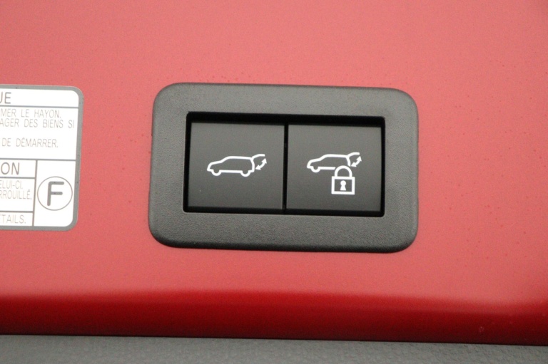 Toyota Corolla Cross - Hybrid 140 Style 36