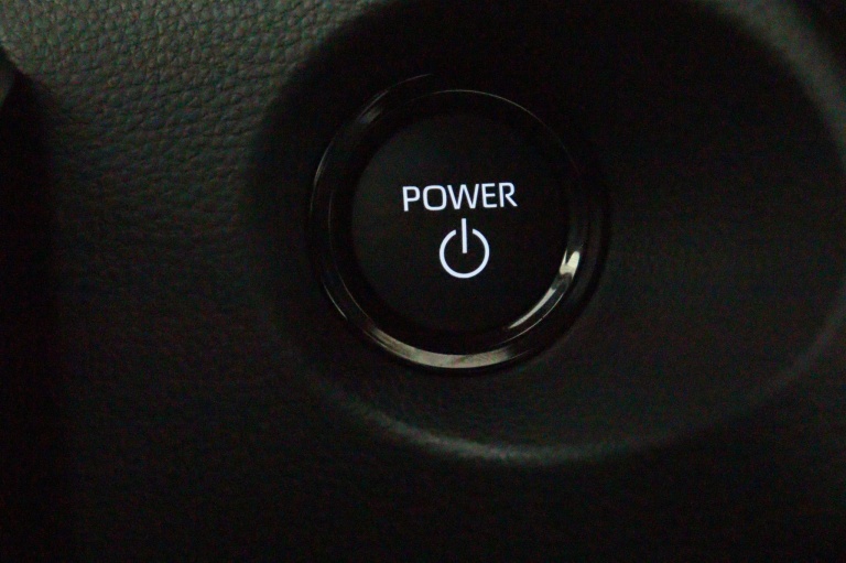 Toyota Corolla Cross - Hybrid 140 Style 37