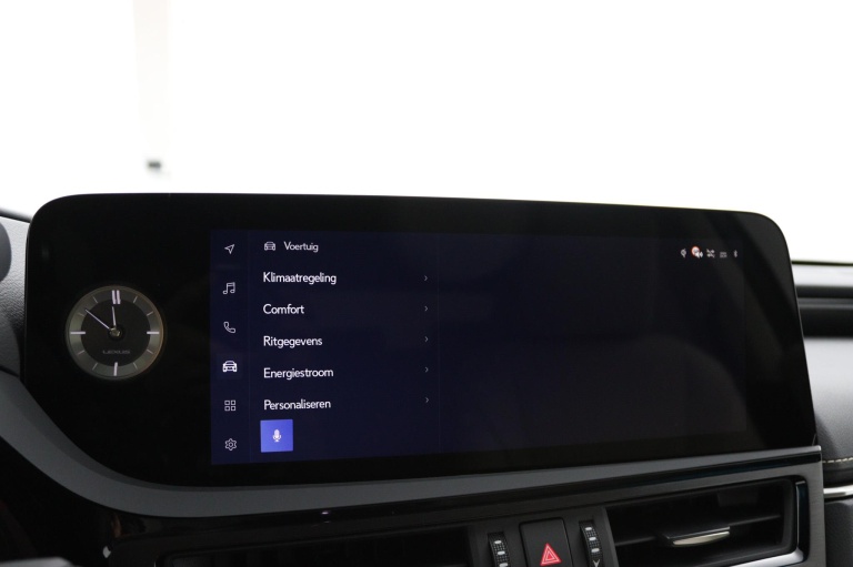 Lexus ES - 300h 35th Edition 43