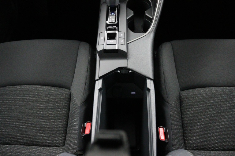 Toyota C-HR - 1.8 Hybrid 140 Active | Adaptive Cruise Controle 18