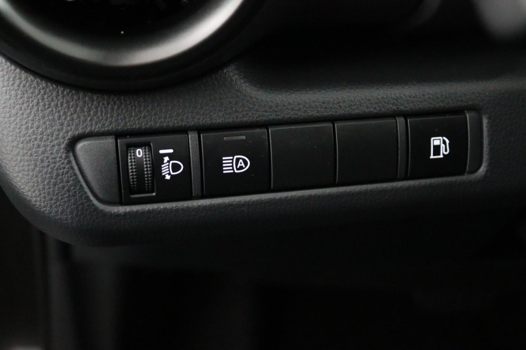 Toyota C-HR - 1.8 Hybrid 140 Active | Adaptive Cruise Controle 22