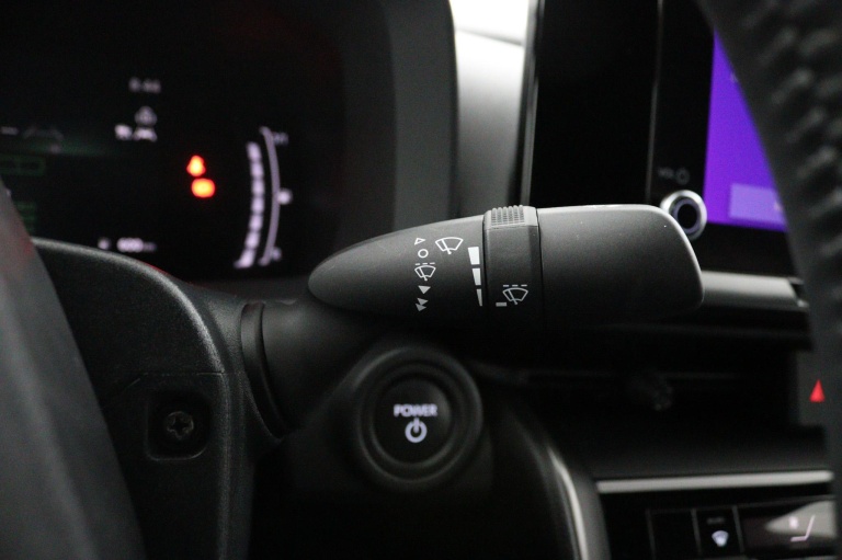 Toyota C-HR - 1.8 Hybrid 140 Active | Adaptive Cruise Controle 28