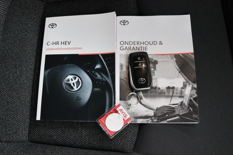 Toyota C-HR - 1.8 Hybrid 140 Active | Adaptive Cruise Controle 37