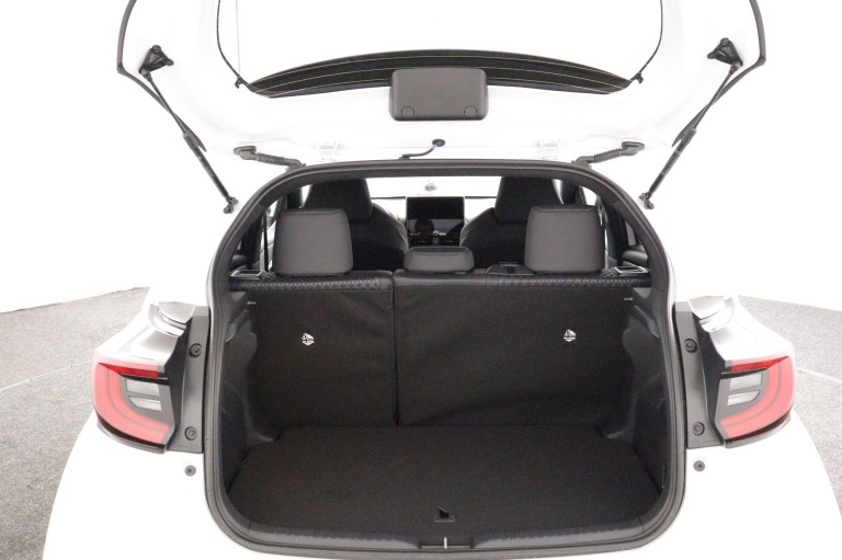 Toyota Yaris - 1.5 Hybrid 130 Executive 23