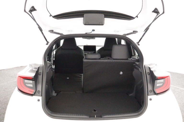 Toyota Yaris - 1.5 Hybrid 130 Executive 26
