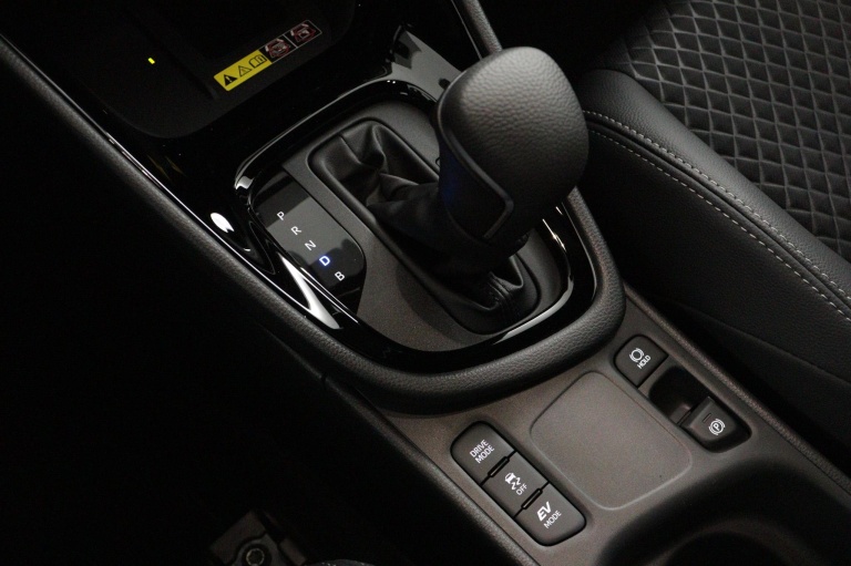Toyota Yaris - 1.5 Hybrid 130 Executive 27