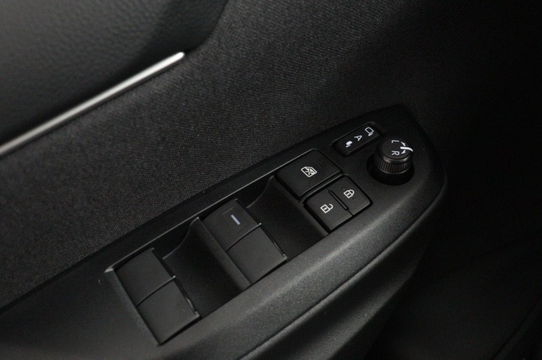 Toyota Yaris - 1.5 Hybrid 130 Executive 29