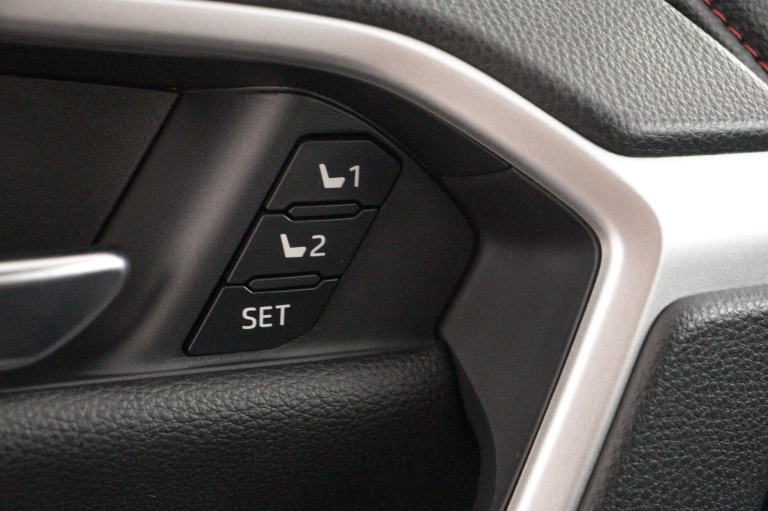 Toyota RAV4 - 2.5 Plug-in Hybrid AWD Bi-Tone Plus 29
