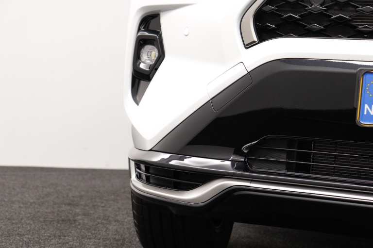 Toyota RAV4 - 2.5 Plug-in Hybrid AWD Bi-Tone Plus 36