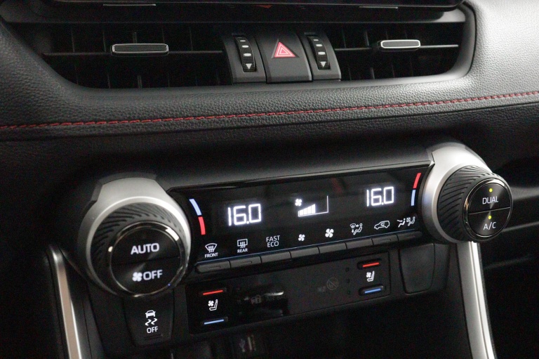 Toyota RAV4 - 2.5 Plug-in Hybrid AWD Bi-Tone Plus 7