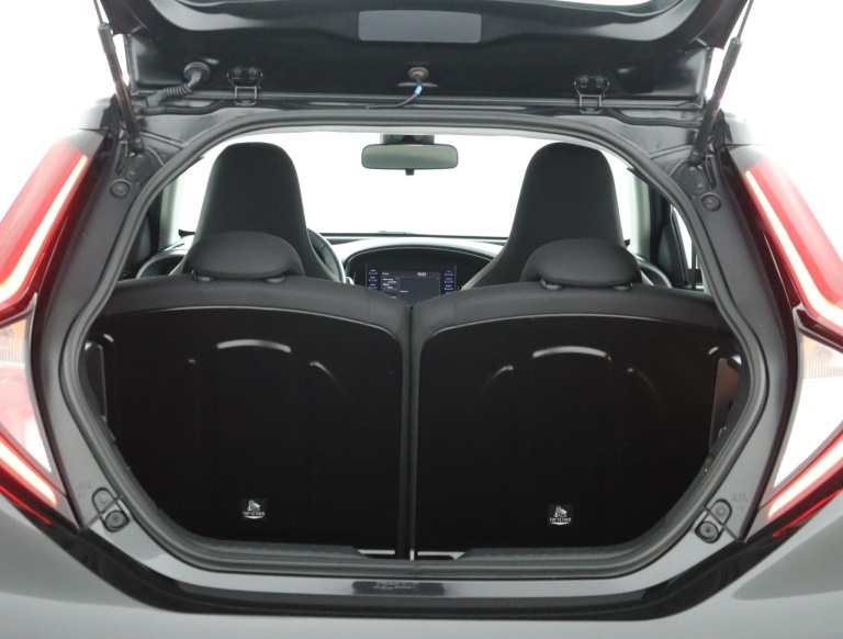 Toyota Aygo X - 1.0 VVT-i MT Play 24