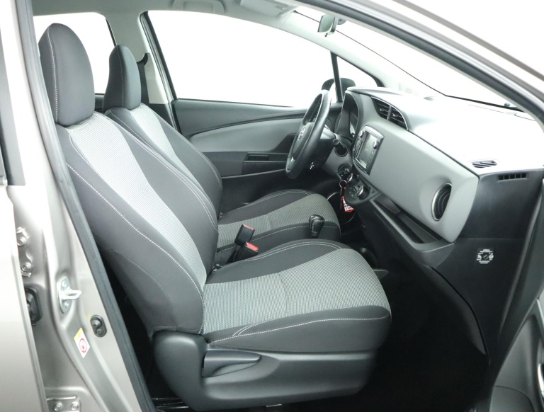 Toyota Yaris - 1.5 Hybrid Aspiration 22