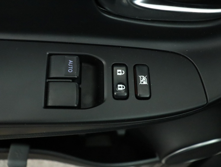 Toyota Yaris - 1.5 Hybrid Aspiration 28