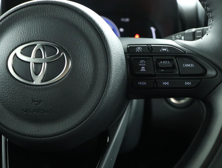 Toyota Yaris Cross - 1.5 Hybrid 130 Dynamic 21