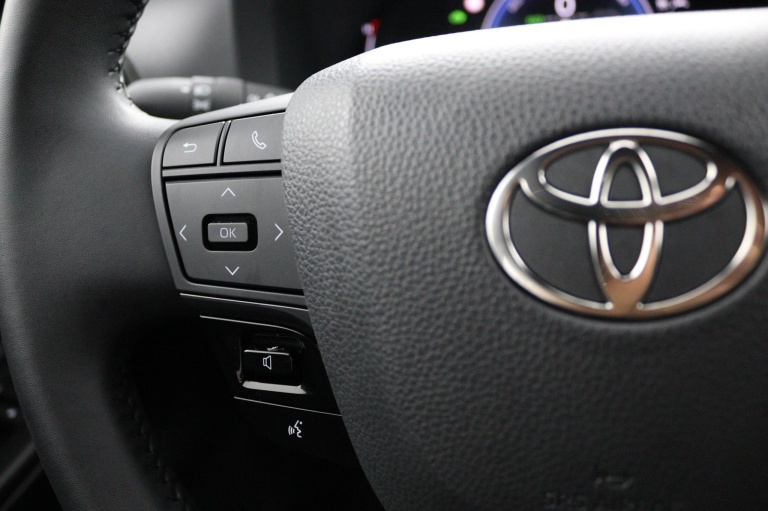 Toyota C-HR - 1.8 Hybrid 140 Active 19