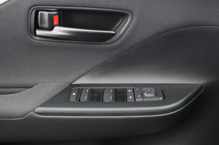 Toyota C-HR - 1.8 Hybrid 140 Active 29