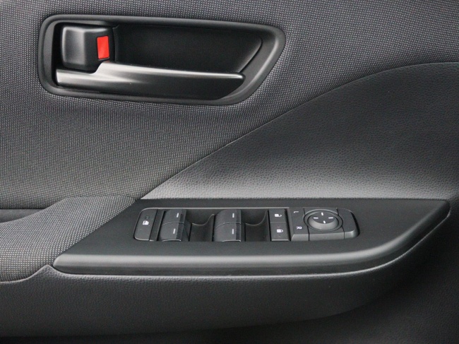 Toyota C-HR - 1.8 Hybrid 140 Active