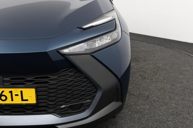 Toyota C-HR - 1.8 Hybrid 140 Active 36