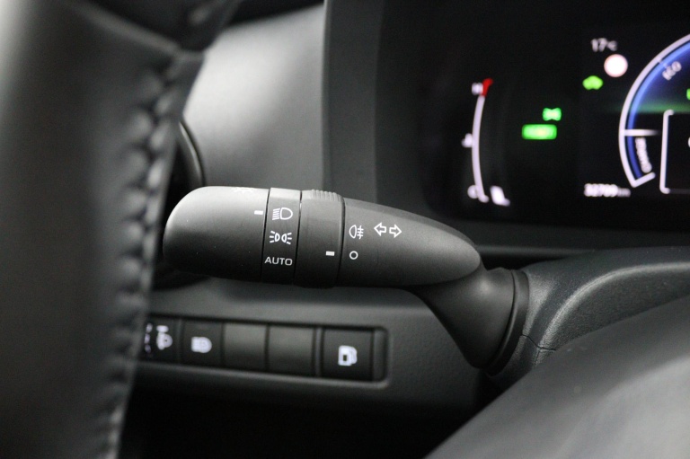 Toyota C-HR - 1.8 Hybrid 140 31