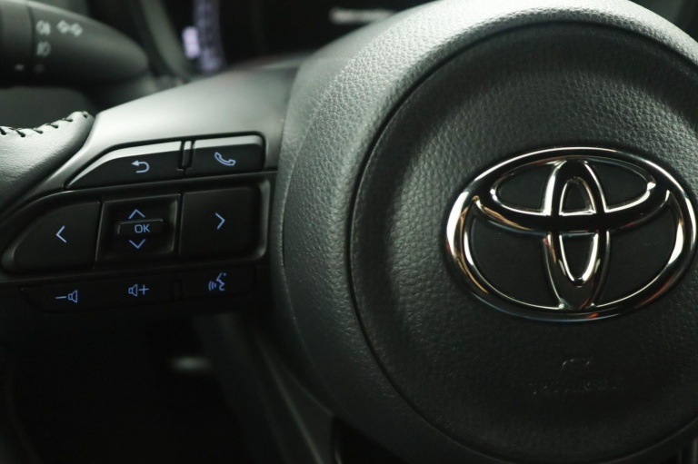 Toyota Aygo X - 1.0 VVT-i MT Pulse 19