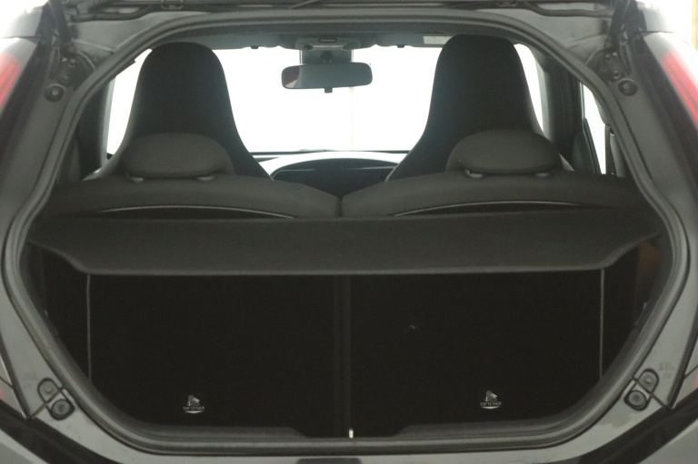 Toyota Aygo X - 1.0 VVT-i MT Pulse 23